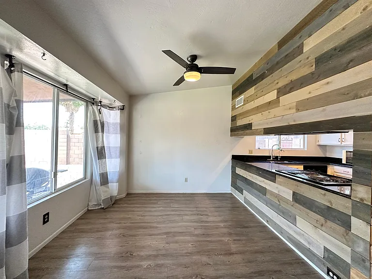 2179 W Calle Del Norte Dr — Photo 17