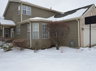 1747 Tamahawk Ln, Naperville, IL 60564