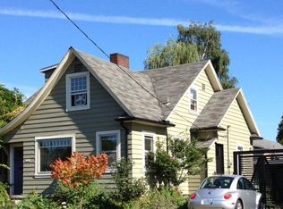 3585 SE Caruthers St, Portland, OR 97214