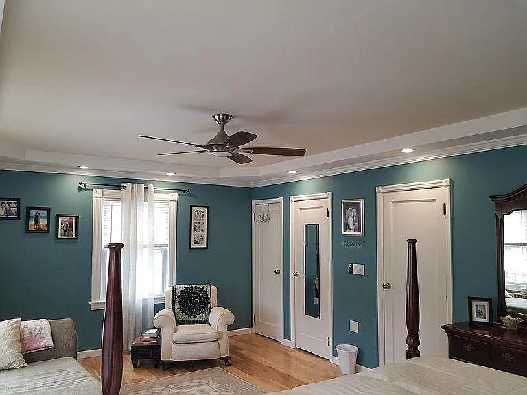 279 Osborne Rd — Photo 3