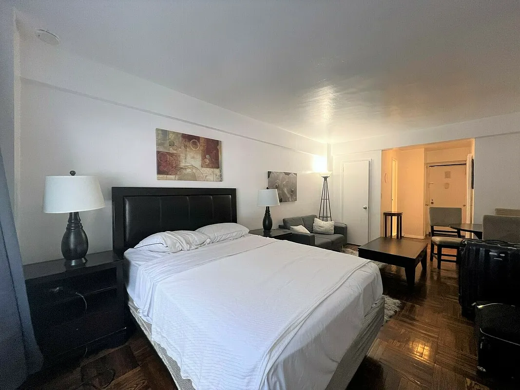 floor plan 11