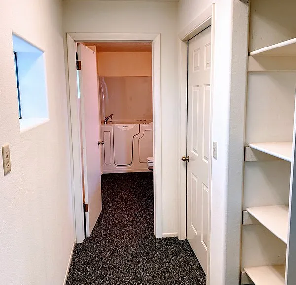 2330 Adonis Cir — Photo 20