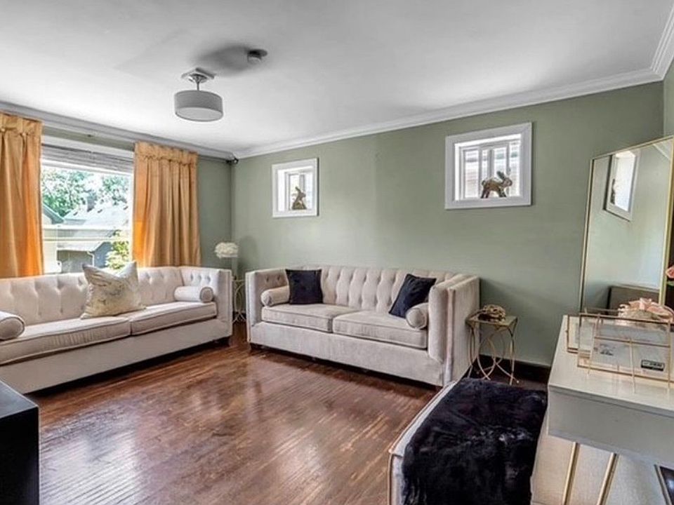 1st image of 44 Arnold St #2