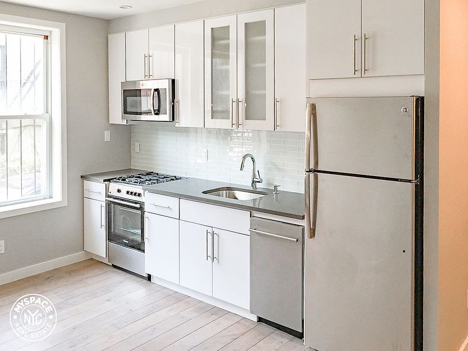 1st image of 326 Starr St APT 1F