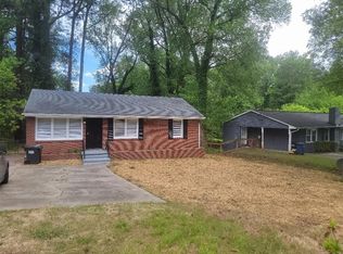 2457 Old Colony Rd, East Pt, GA 30344