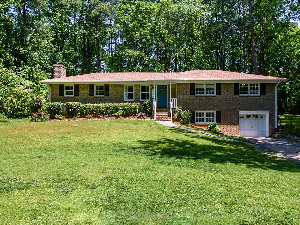 1st image of 3154 Vandiver Dr