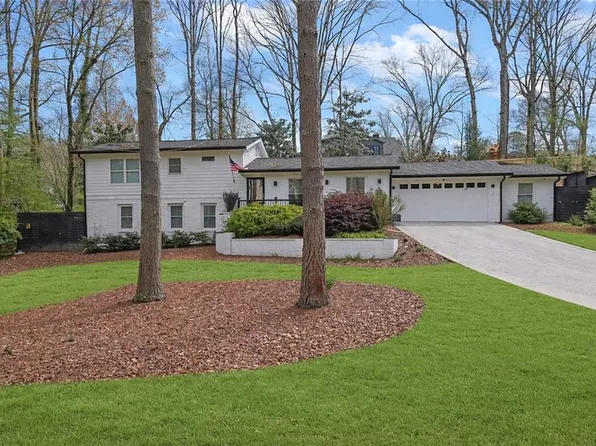 70 Bonnie Ln, Sandy Springs, GA 30328