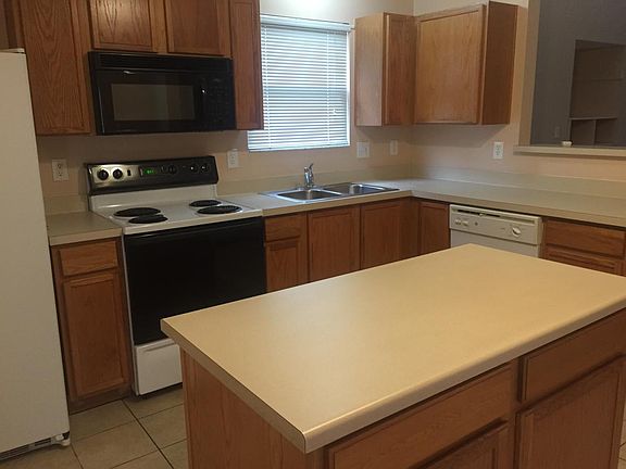 Kitchen with Island