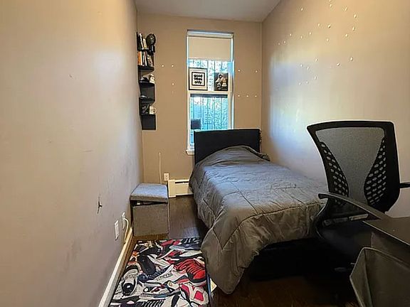 4th image of 223 54th St #2