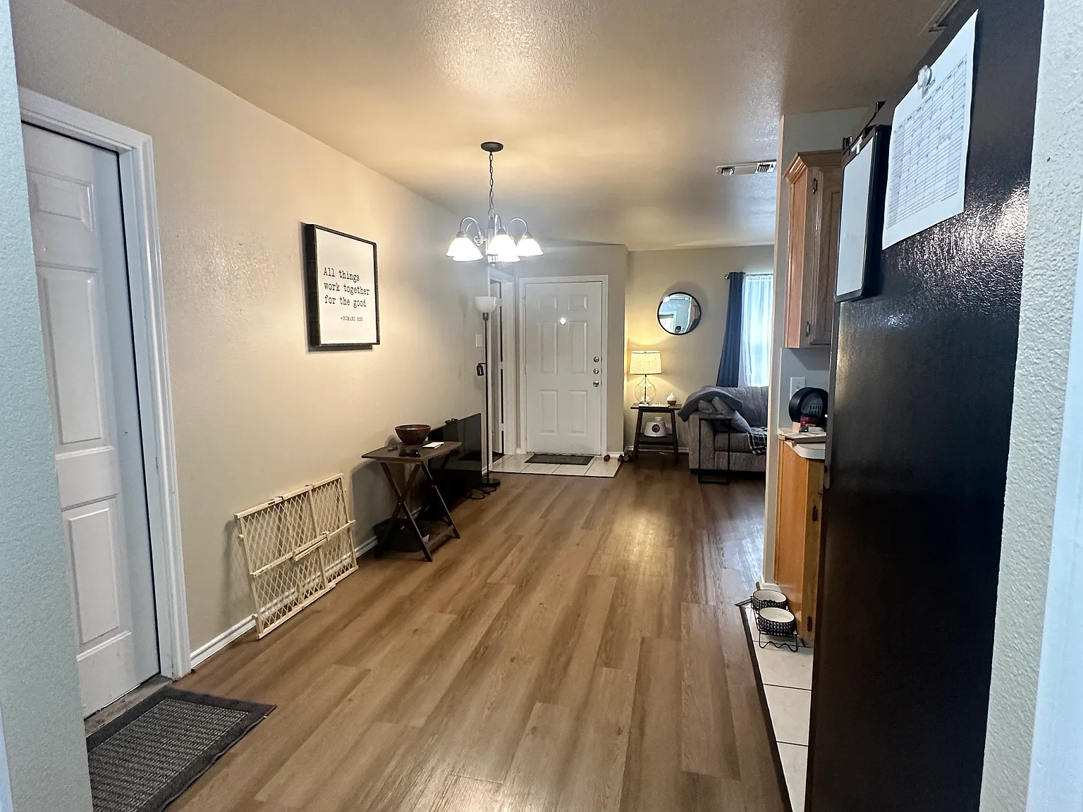 2 bed, 1000 sqft, $1,850 — Photo 2