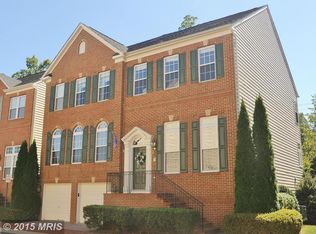 7031 Stone Inlet Dr, Fort Belvoir, VA 22060