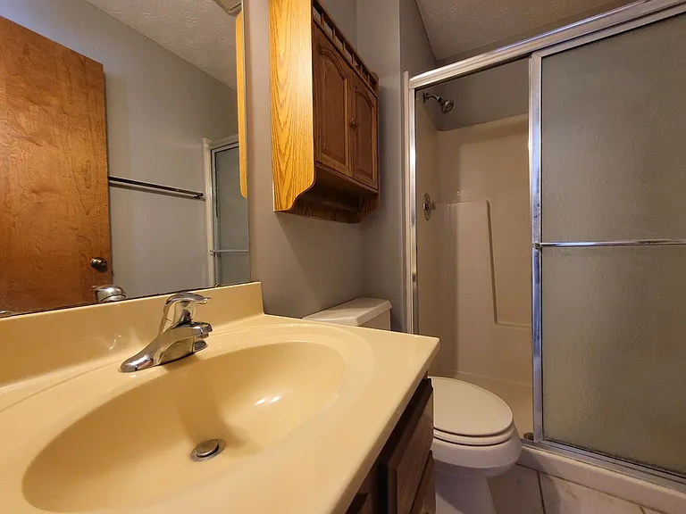 4333 Frontenac Dr — Photo 13
