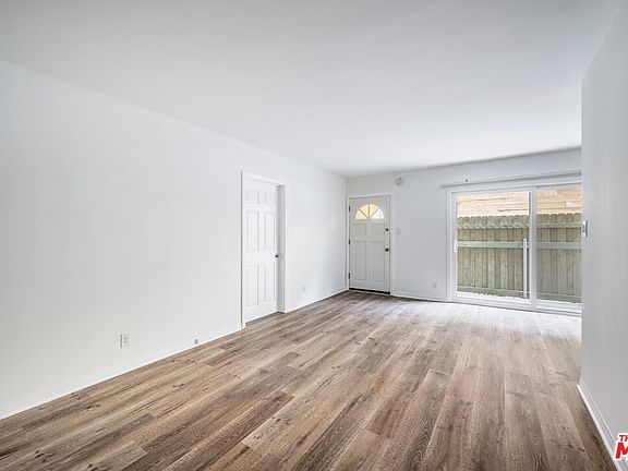 5th image of 12726 Caswell Ave APT 1