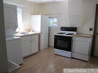 2nd image of 2742 Polk St NE