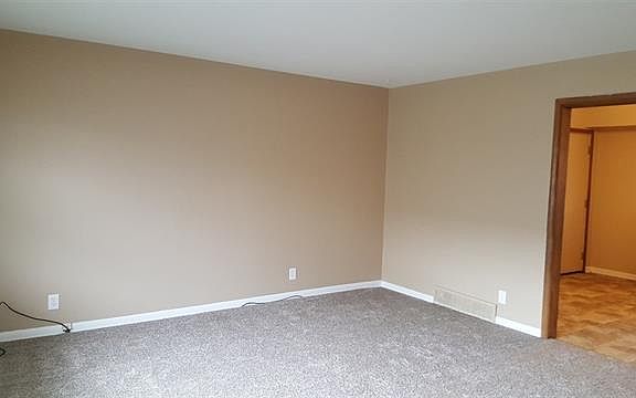 3rd image of 3552 Normandy Ave #0