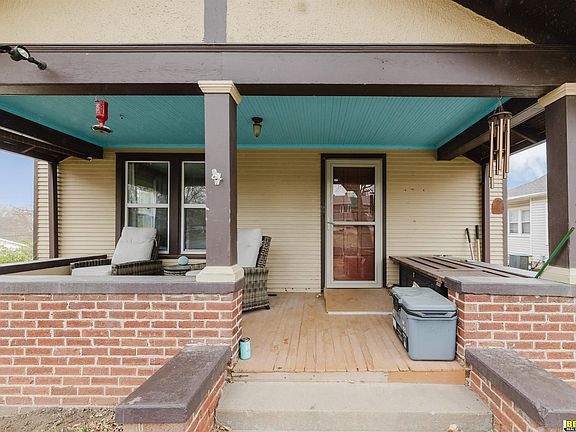 2nd image of 1022 4th Ave