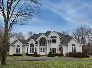 7 Fisher Ln, Ridgefield, CT 06877