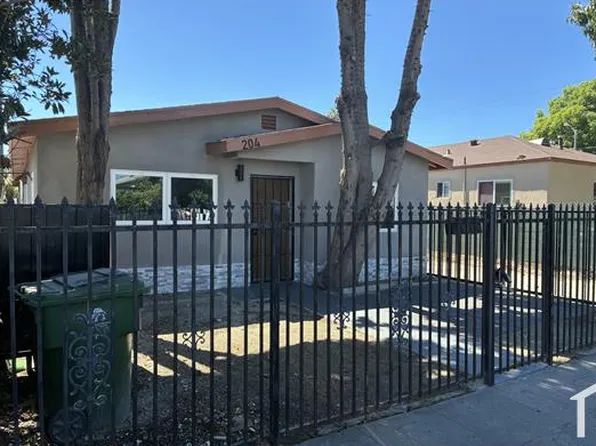 204 E 88th Pl, Los Angeles, CA 90003