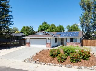 1005 Grouse Dr, Redding, CA 96003