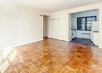 Rented by Warburg