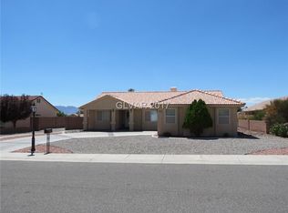1910 S Vineyard Dr E, Pahrump, NV 89048