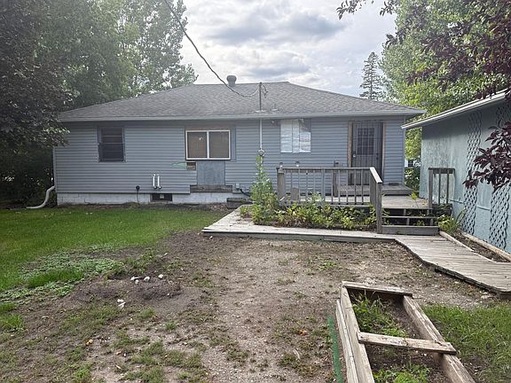 3rd image of 205 2nd St
