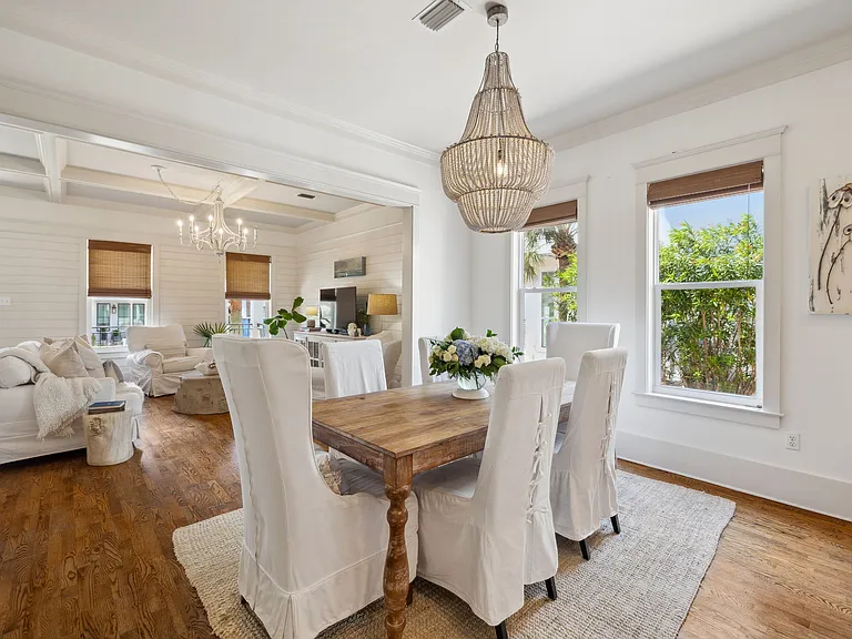 38 White Cliffs Blvd — Photo 5