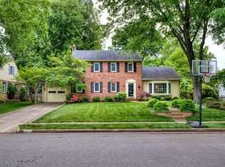 8511 Hitching Post Ln, Alexandria, VA 22308