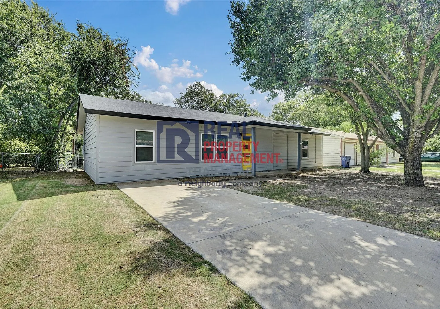 Fully Updated 3Bed / 2Bath Home in Burleson Spacious Layout & Move-In Ready — Photo 1
