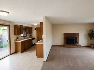 4461-4463 Hilton Dr, Eugene, OR 97402