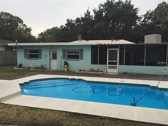 4th image of 2547 Elyria Ave
