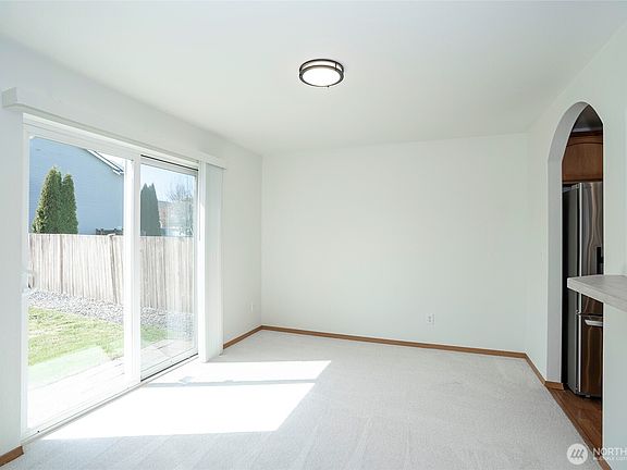 4th image of 1822 190th Street Ct E