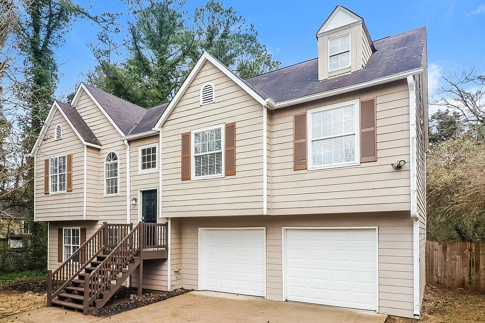 4 bed, 3.0 bath, 2587 sqft, $2,500 — Photo 4