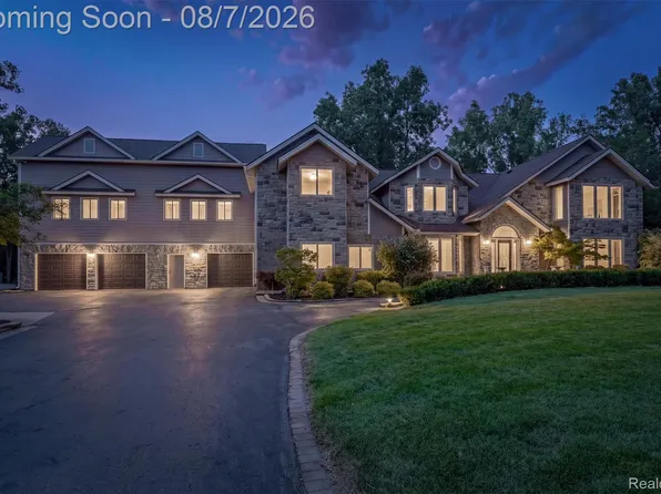 29 Marlborough Dr, Bloomfield Hills, MI 48302