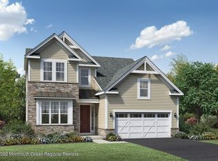 77 Sofia Dr, Manalapan, NJ 07726
