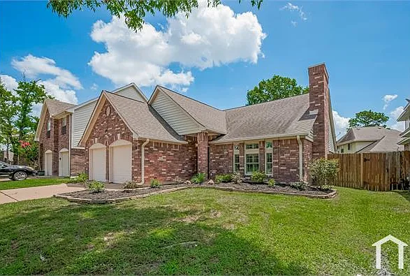 5814 N Magazine Cir — Photo 2