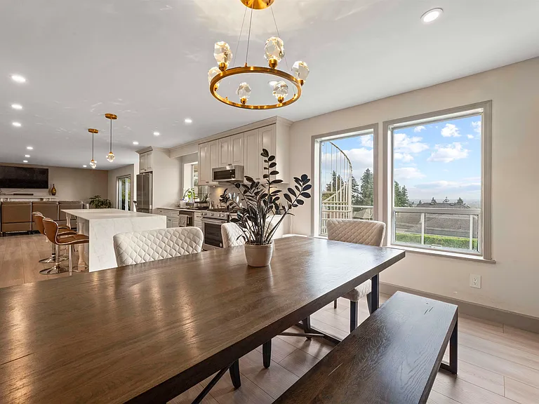 2268 Leclair Dr — Photo 10