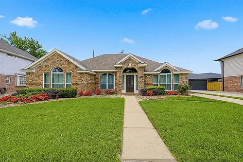 1722 Pecan Crossing Dr Photo 1