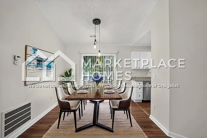 1104 Bonita Cir — Photo 8