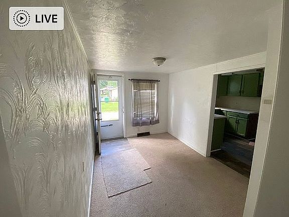 5th image of 53061 Conrad St