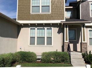 1308 S Mountain Crest Dr W, Woods Cross, UT 84087