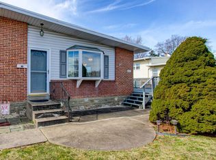 1022 Bingham St, Philadelphia, PA 19115