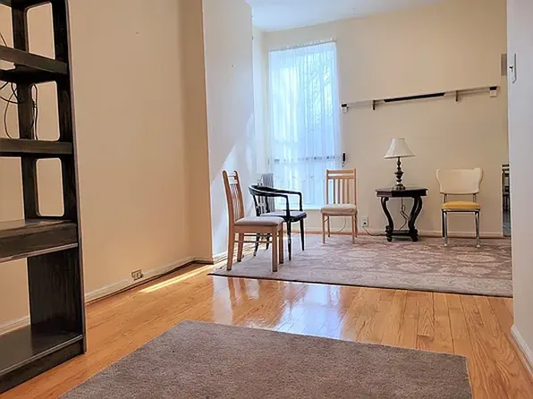 644 73rd St #3B, Brooklyn, NY 11209