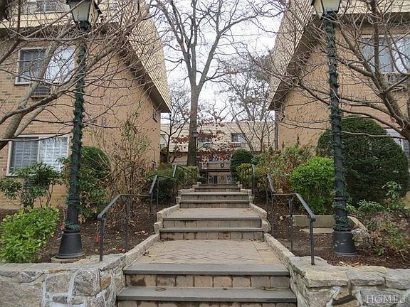 2nd image of 334 Central Park Ave