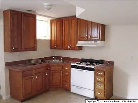 3rd image of 27 Mitchel Ln