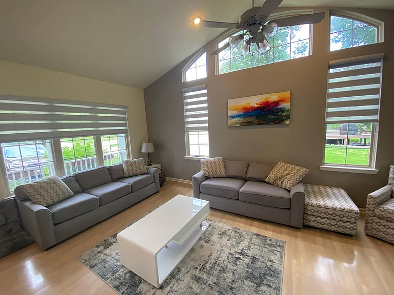 5628 Versailles Ave — Photo 24
