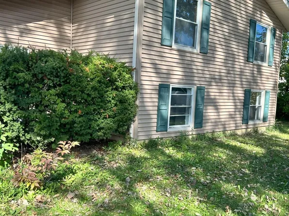 3152 Elyria Dr, Vermilion, OH 44089