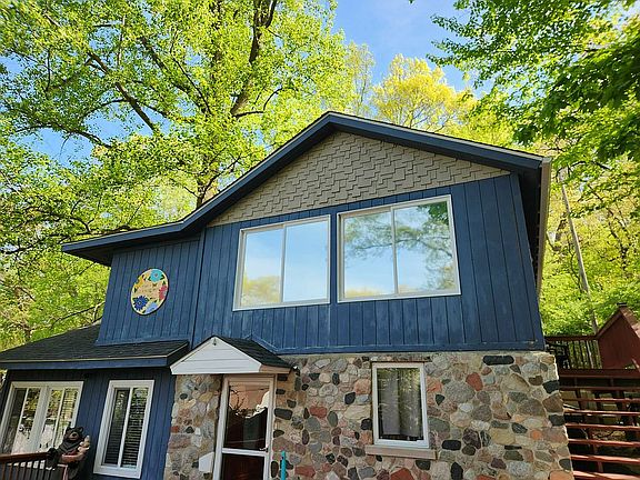 2nd image of 11230 Lakeshore Dr