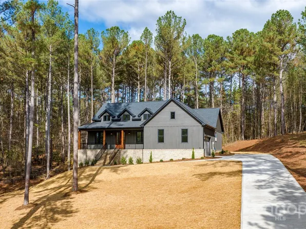 141 Greens Rd, Granite Falls, NC 28630