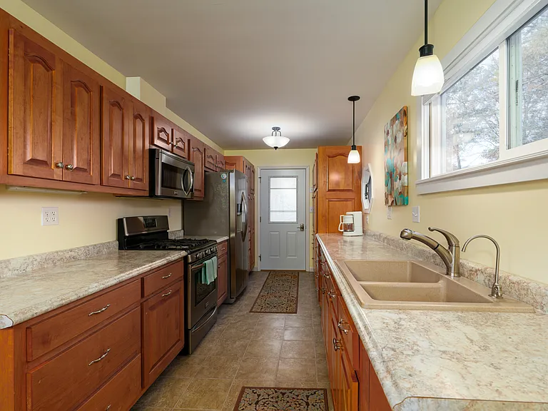 840 Millers Park — Photo 2